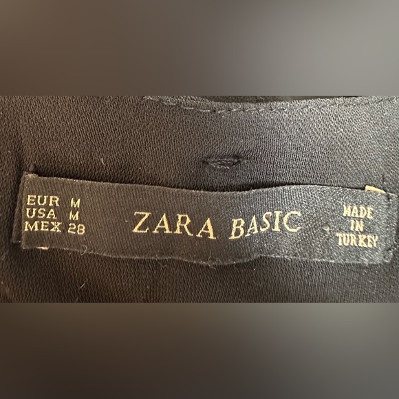 ZARA Flawing Pleated pants - Picture 5 of 5